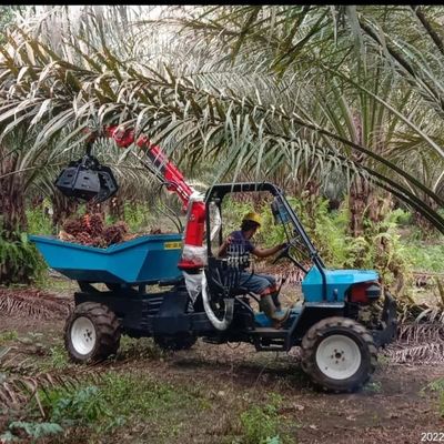 Tractor abierto del taxi para las plantaciones del aceite de palma con la velocidad de PTO 240-1340rpm y el neumático agrícola