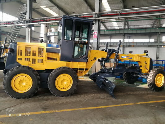 Graduador del motor de Cummins 6BT5.9 con la nivelación de las tierras de labrantío de la longitud 135HP de la cuchilla de 3658m m