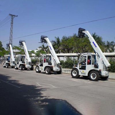 Camioneta elevadora telescópica WEA25-4 para el manejo versátil de materiales