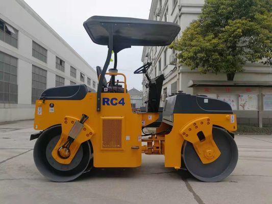 máquina variable vibratoria del camino del rodillo de la velocidad del rodillo de camino 4000kg